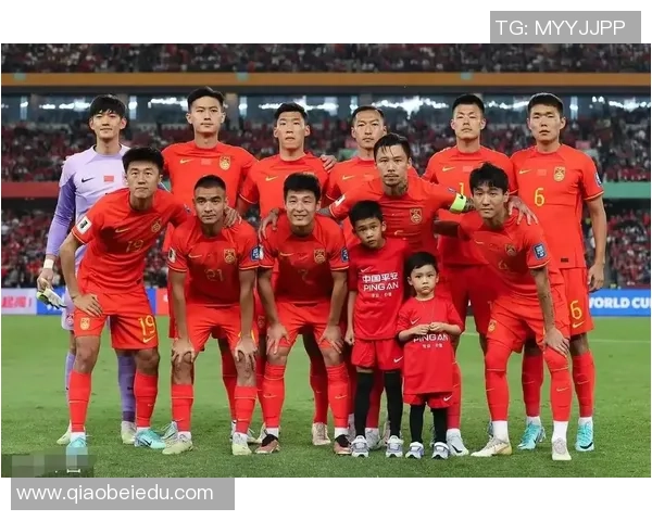 深圳足球队在世界杯中的默契配合与战术分析探讨 深圳足球队在世界杯中的默契配合与战术分析探讨