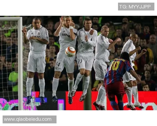 法甲足球明星的经典招牌动作解析与精彩瞬间回顾