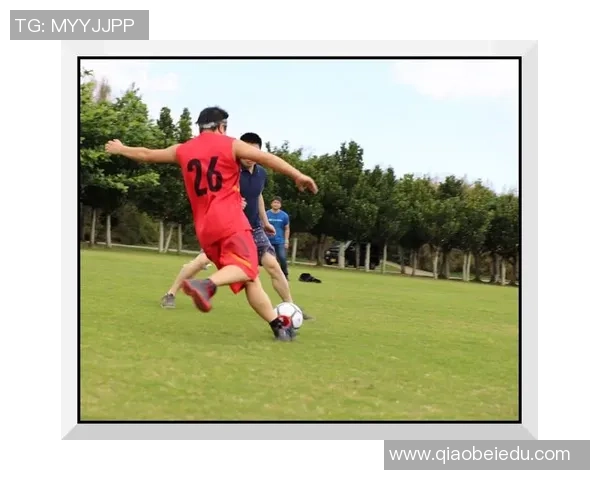 足球明星赛前出场视频精彩瞬间回顾与幕后花絮全景呈现 足球明星赛前出场视频精彩瞬间回顾与幕后花絮全景呈现